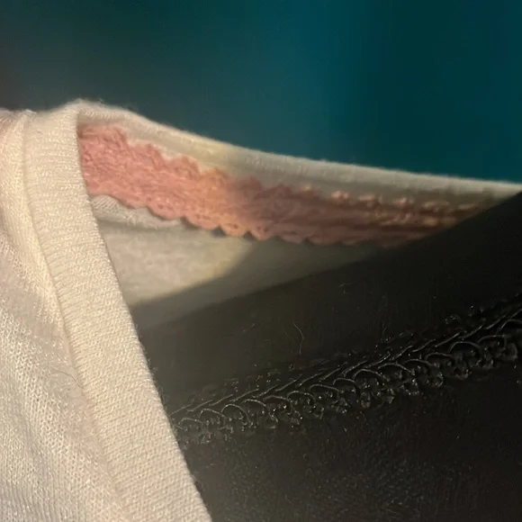 off white top - Picture 4 of 4